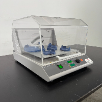 Corning LSE Benchtop Shaking Incubator image 0